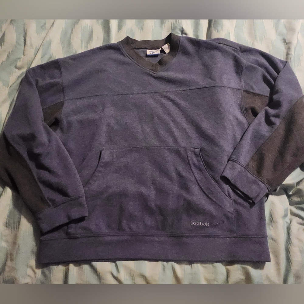 Vintage Reebok Blue Sweatshirt Men's Size Medium.